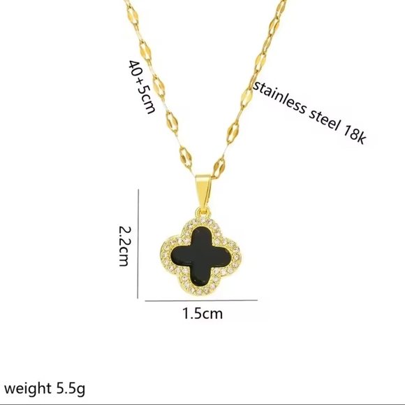 Elegant Gold White  and Black Clover Pendant Necklace - Picture 4 of 4
